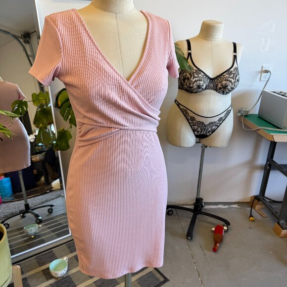 Guess Women’s Ribbed Short Sleeve Wrap Dress – Baby Pink - Picture 1 of 5